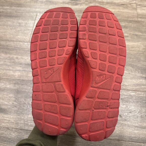 Nike Mens Roshe One Run Triple Red Varsity Red 511881-666 Running Shoe Size 11.5 - Picture 8 of 9